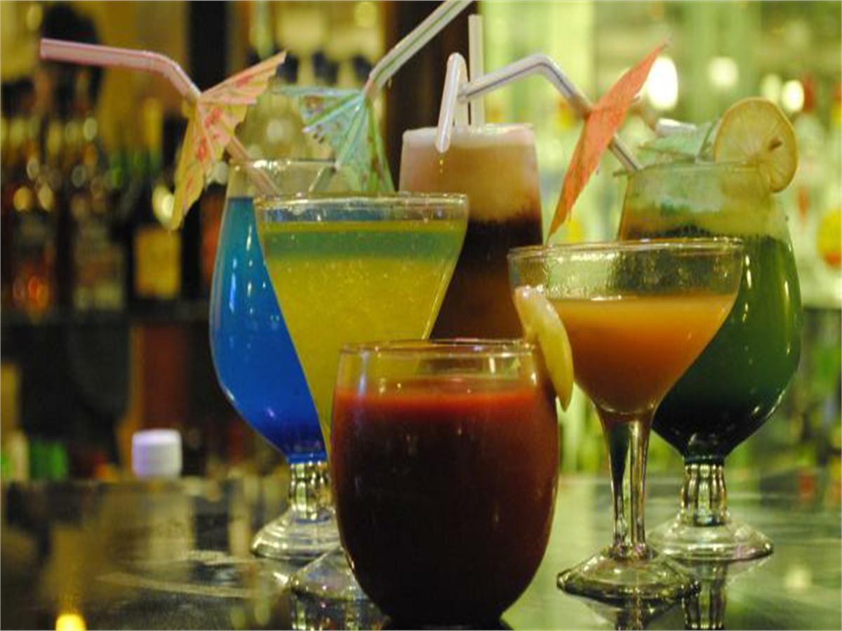 Viceroy Inn Dehradun Zewnętrze zdjęcie